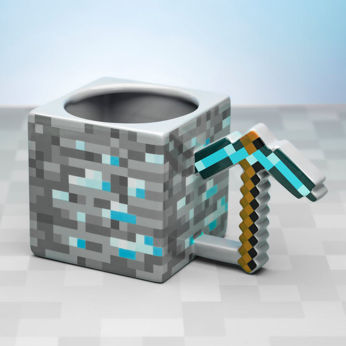 productImage-16172-minecraft-spitzhacke-3d-becher.jpg